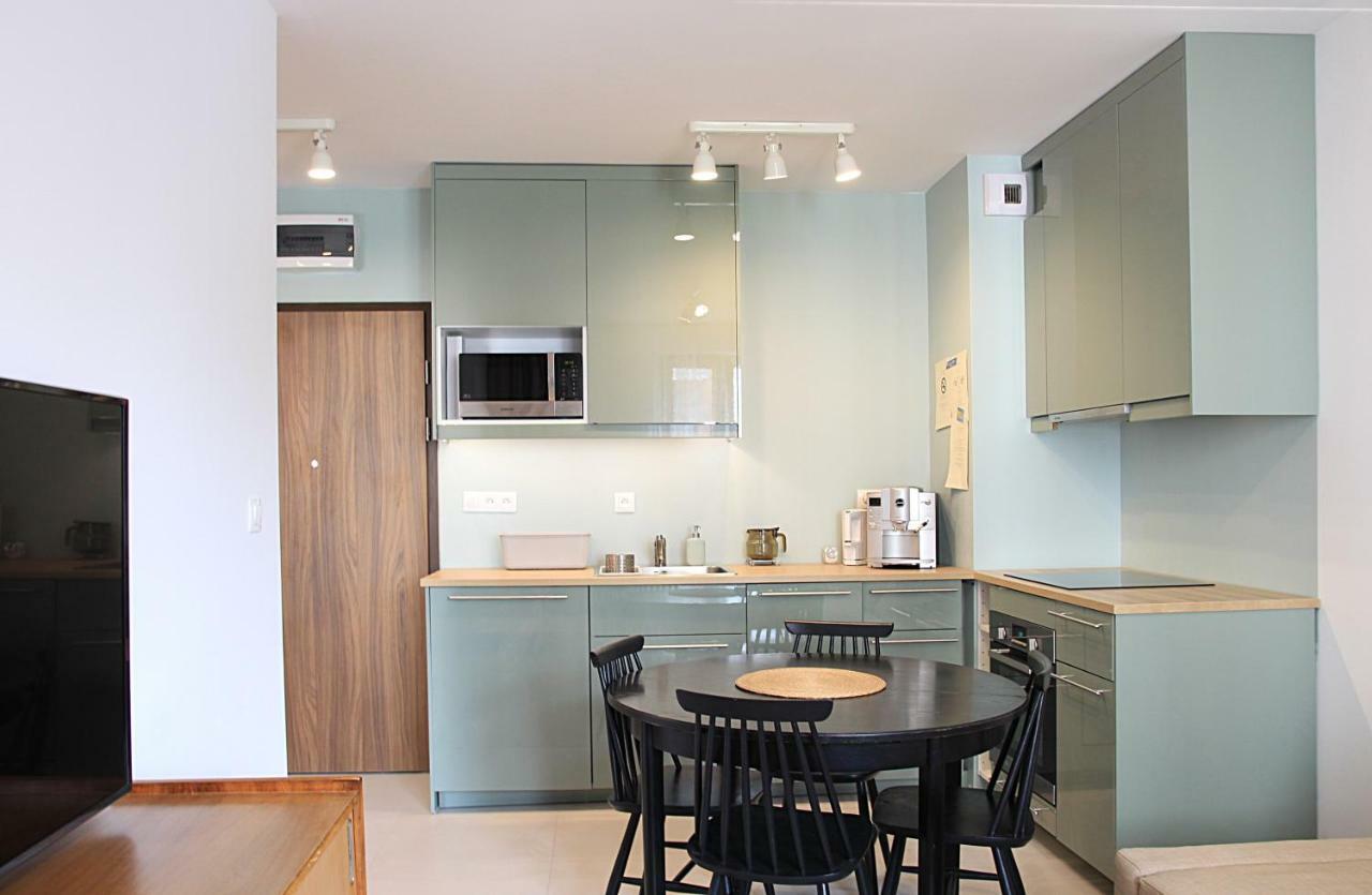 Shoq Studio Nice Apartment With Private Parking Krakau Exterior foto